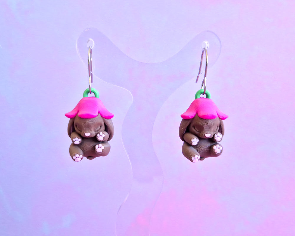 Sleep Bunny Earrings [Brown]