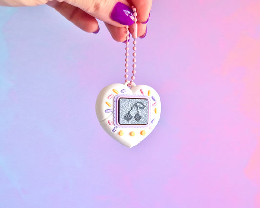 Heart Cake Clicker [Loot Drop #01]