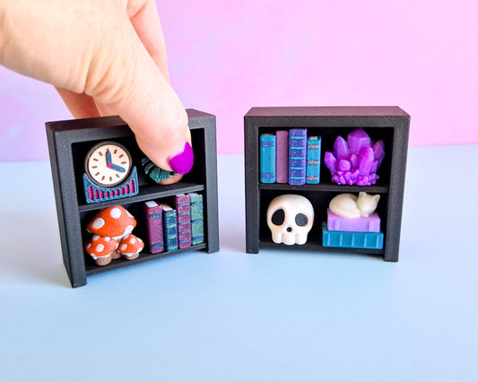 Mini Bookshelf Clicker [Fantasy]