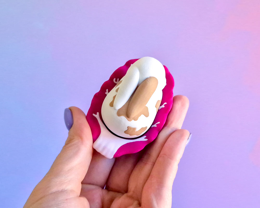 Bunny on a Leaf Clicker [Spotted]