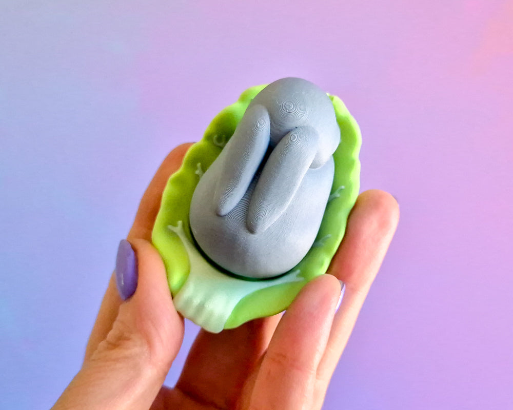 Bunny on a Leaf Clicker [Grey]