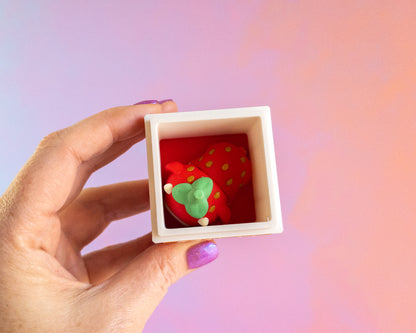 Mini Moo & Milk Carton [Strawberry]