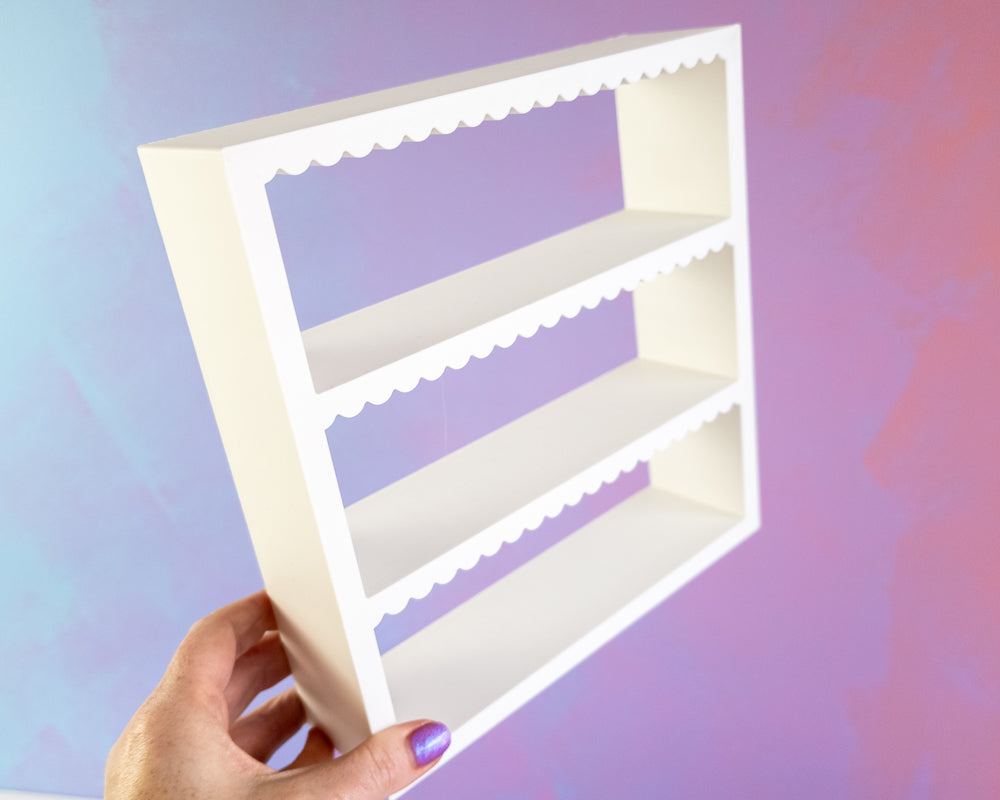 Scalloped Shelf [White]