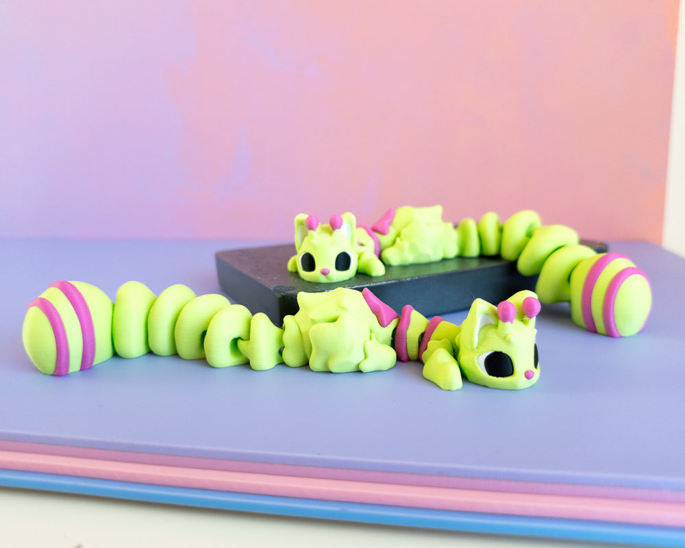 Familiar - Alien Kitty [Green]