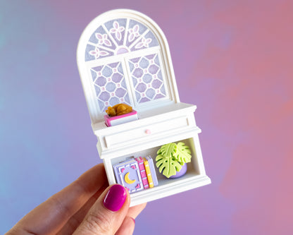 Dresser Clicker [White]