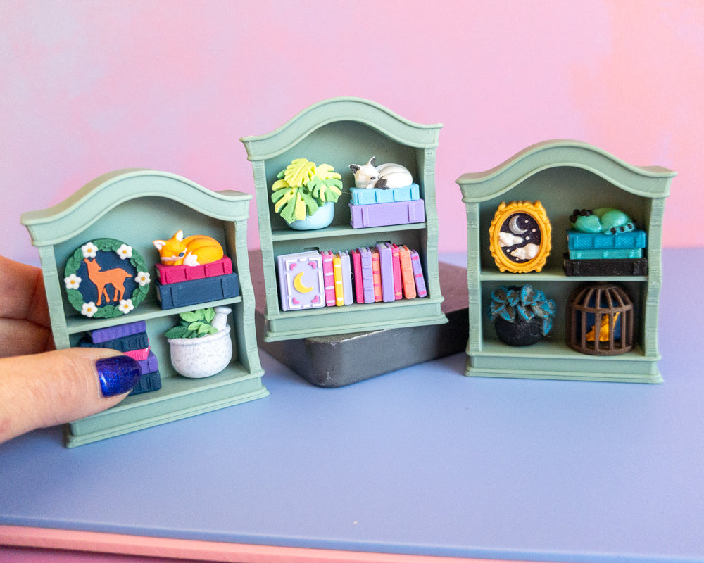 Mini Bookshelf Clicker [Cottage Sage]